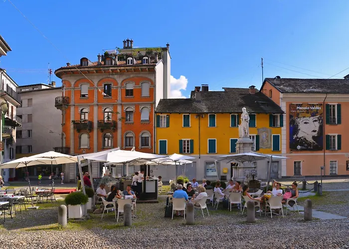 Apartment Art - Happy *